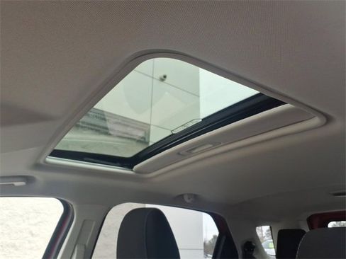 Certified 2022 Ford EcoSport SE w/ SE Convenience Package image 14