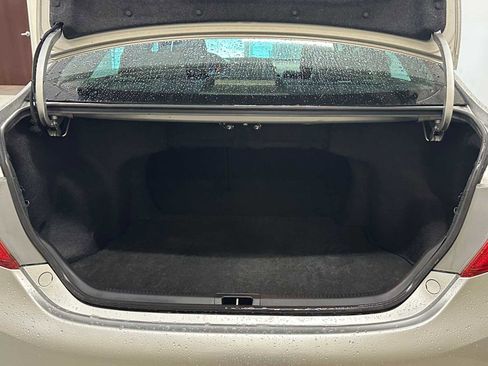Used 2013 Toyota Camry SE w/ Leather Pkg FWD image 28