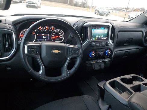 Used 2022 Chevrolet Silverado 1500 LT image 19