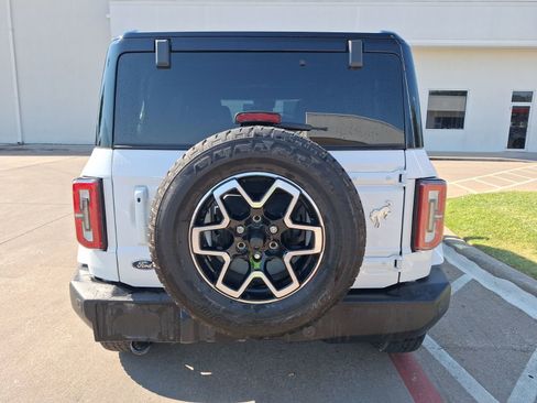 Used 2024 Ford Bronco Outer Banks image 5
