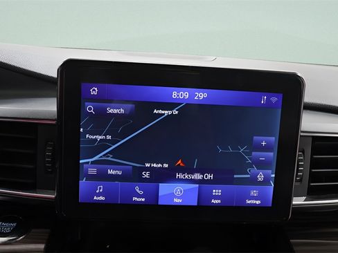 Used 2022 Ford Explorer Limited image 12