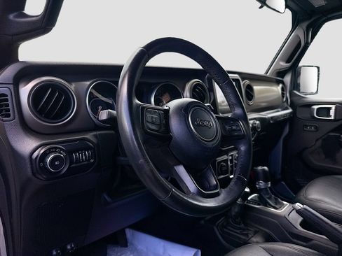 Used 2018 Jeep Wrangler Unlimited Sport S AWD/4WD image 10