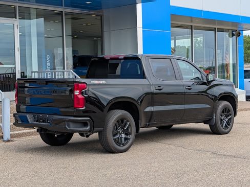 Used 2026 Chevrolet Silverado 1500 RST w/ Convenience Package II AWD/4WD image 3