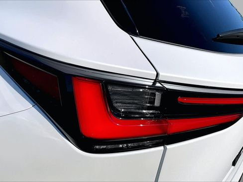 Certified 2024 Lexus NX 250 FWD image 27