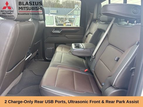 Used 2024 GMC Sierra 2500 Denali w/ Denali Reserve Package AWD/4WD image 32