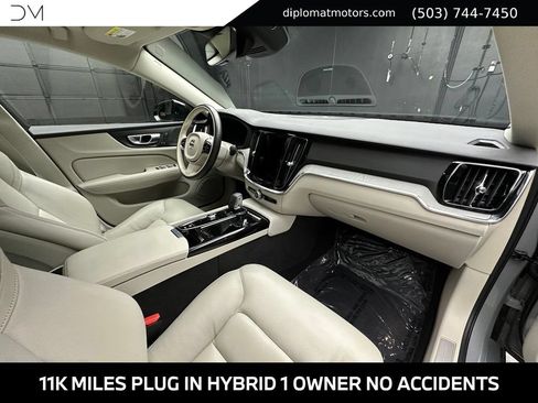 Used 2024 Volvo S60 T8 Plus w/ Climate Package AWD/4WD image 18