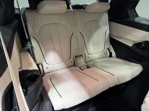 New 2026 BMW X7 xDrive40i image 11