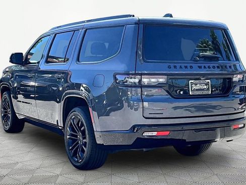 Used 2022 Jeep Grand Wagoneer Series II AWD/4WD image 6