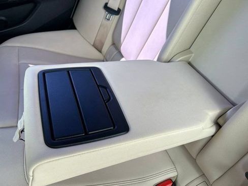 Used 2019 BMW 330i xDrive Sedan w/ Convenience Package AWD/4WD image 44