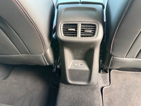 Used 2022 Buick Envision Essence w/ Technology Package II image 14