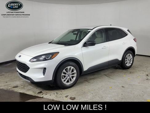 Used 2022 Ford Escape SE w/ Cold Weather Package FWD image 10