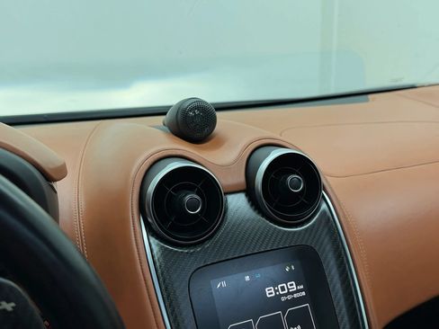 Used 2017 McLaren 570S RWD image 69