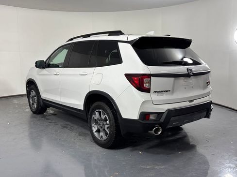 Used 2023 Honda Passport TrailSport image 5