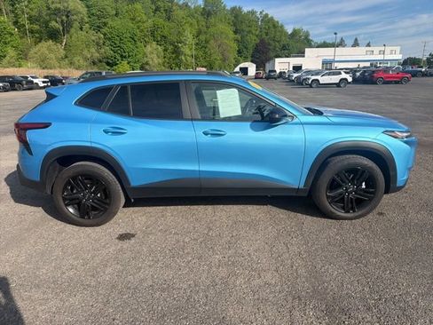 Certified 2025 Chevrolet Trax ACTIV w/ Driver Confidence Package FWD image 6