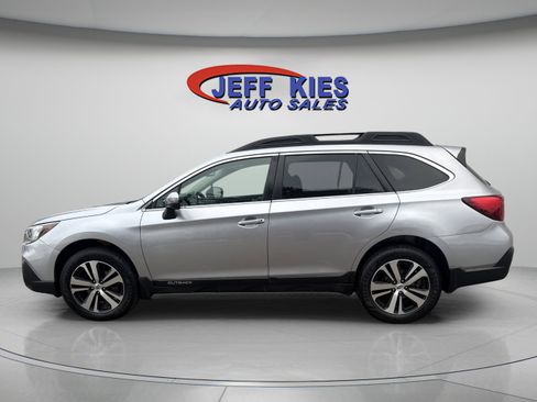 Used 2018 Subaru Outback 3.6R Limited image 8