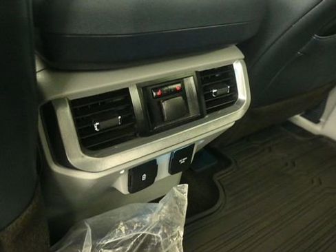 Certified 2023 Ford F150 Limited AWD/4WD image 13