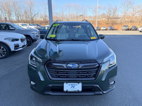 Used 2022 Subaru Forester Premium image 8