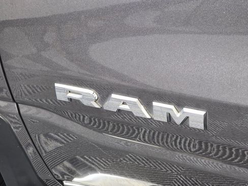 Used 2019 RAM 1500 Big Horn AWD/4WD image 11