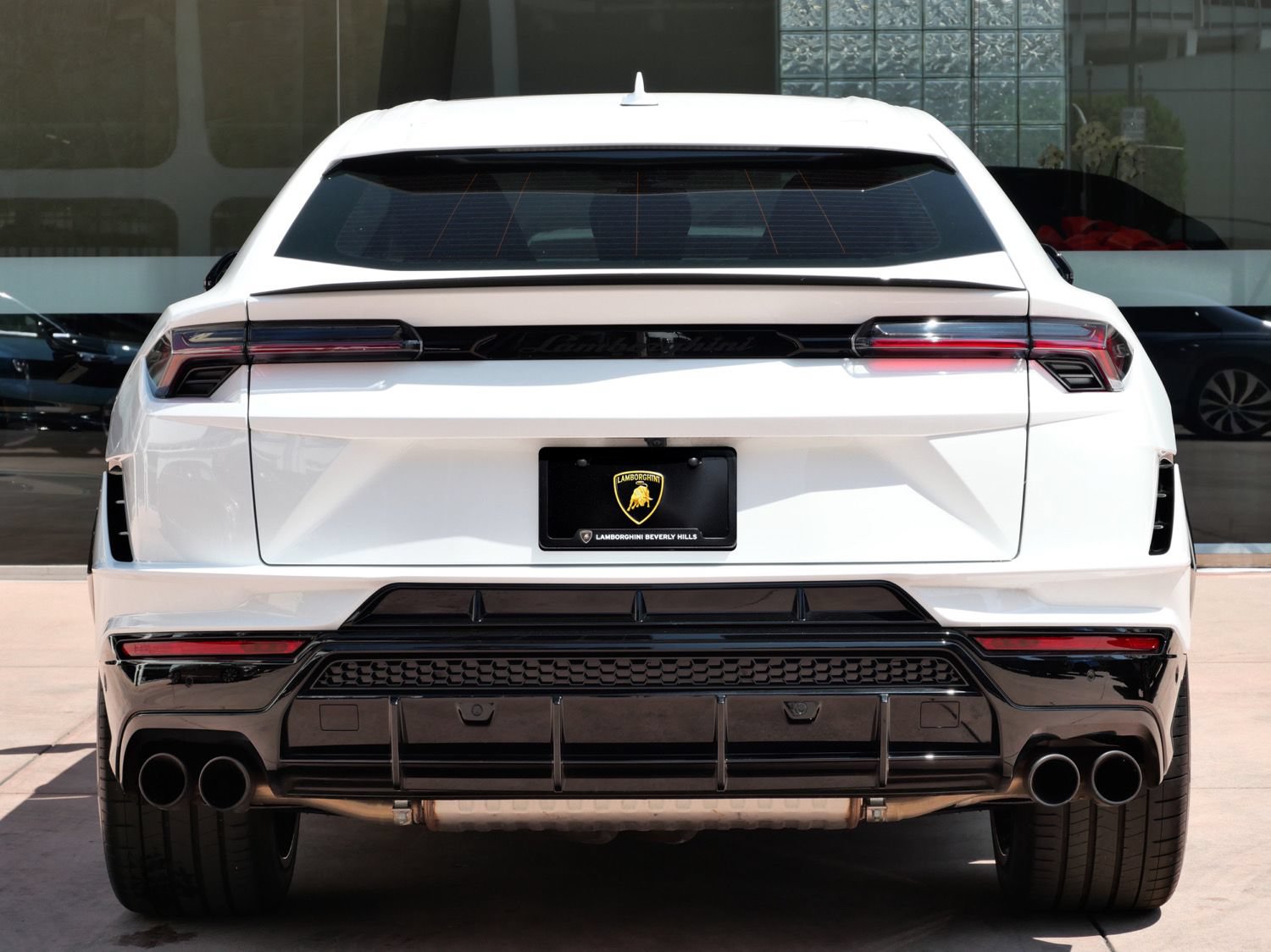 Used 2023 Lamborghini Urus S AWD/4WD image 4