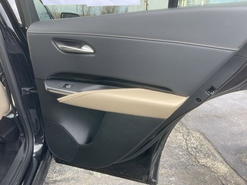 Used 2024 Cadillac XT4 Luxury w/ Cold Weather Package image 26