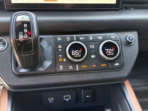 Used 2021 Land Rover Defender 110 X AWD/4WD image 21
