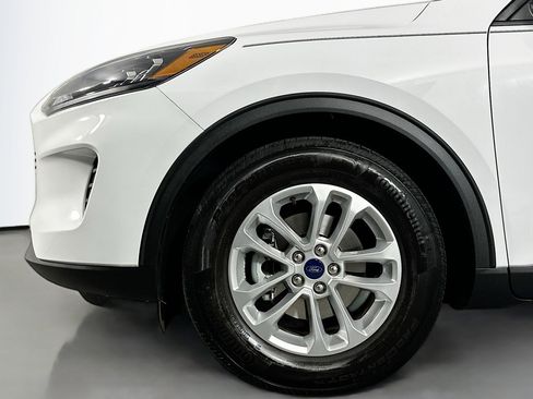 Used 2022 Ford Escape S image 12