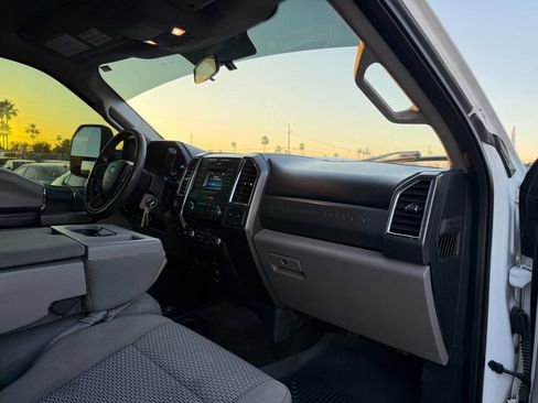Used 2018 Ford F250 XLT image 28