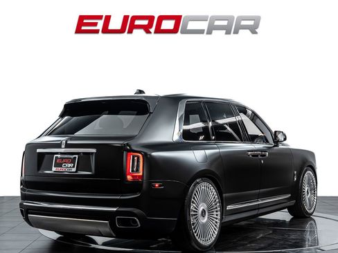 Used 2023 Rolls-Royce Cullinan AWD/4WD image 6