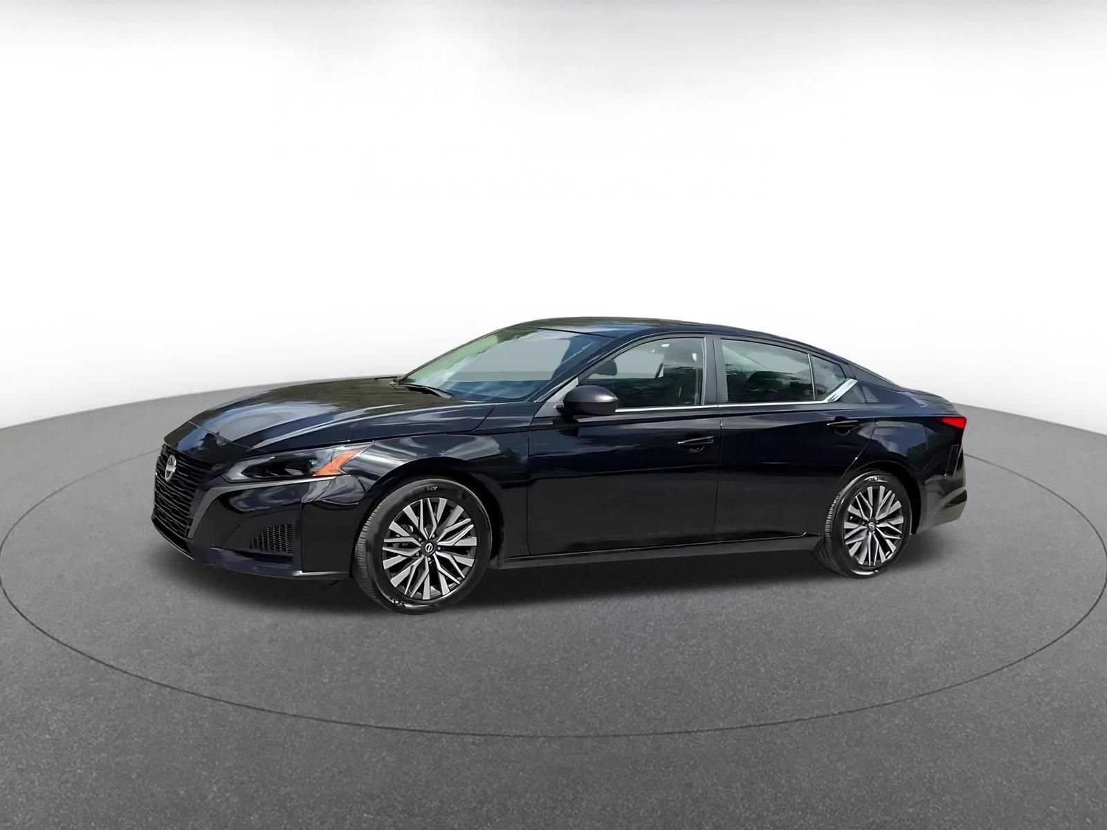 Used 2026 Nissan Altima 2.5 SV FWD image 7