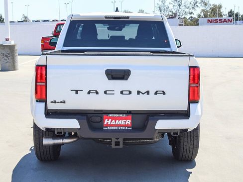 New 2025 Toyota Tacoma TRD Sport image 6