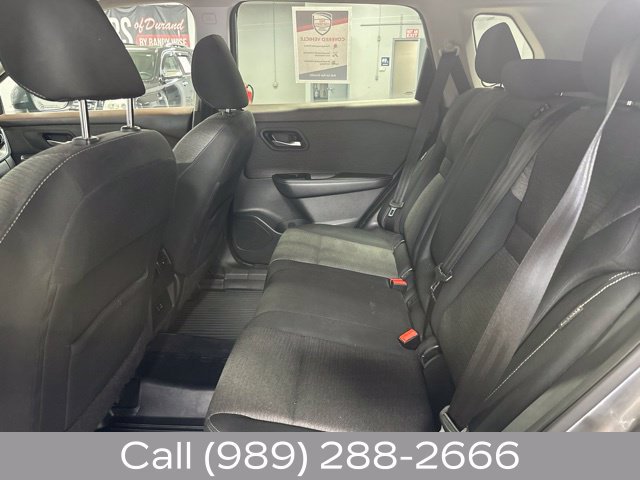 Used 2021 Nissan Rogue SV FWD image 16