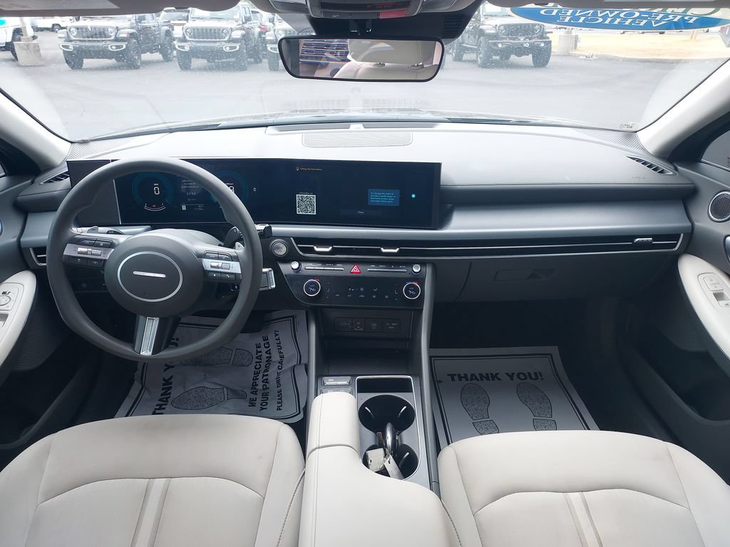 Used 2024 Hyundai Sonata SEL FWD image 15
