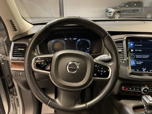 Used 2019 Volvo XC90 T6 Momentum w/ Advanced Package AWD/4WD image 11