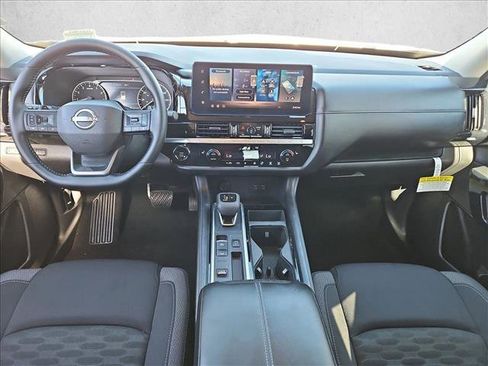 New 2026 Nissan Pathfinder SV image 15