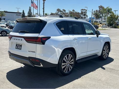 New 2026 Lexus LX 700h Luxury AWD/4WD image 6