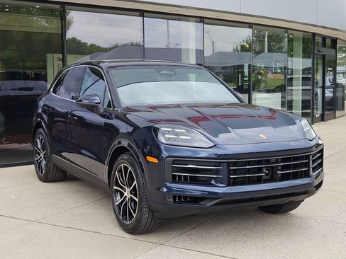 New 2026 Porsche Cayenne AWD/4WD image 7