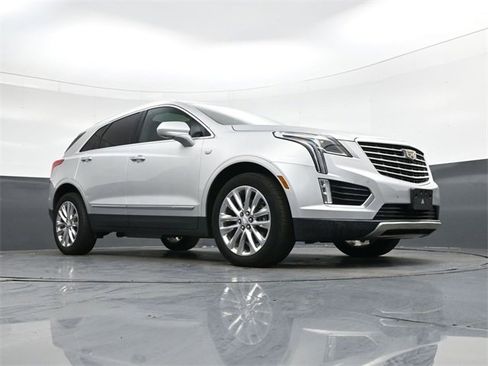 Used 2017 Cadillac XT5 Platinum image 24