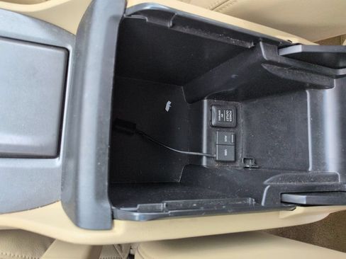 Used 2011 Honda Accord EX-L image 26