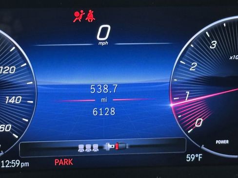 Certified 2025 Mercedes-Benz CLA 250 image 28