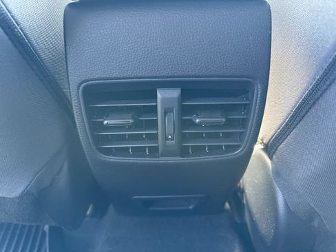 Used 2023 Toyota Corolla Cross LE FWD image 21