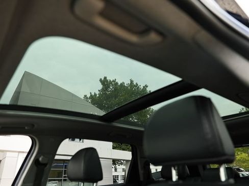 Used 2019 Hyundai Santa Fe Limited FWD image 18