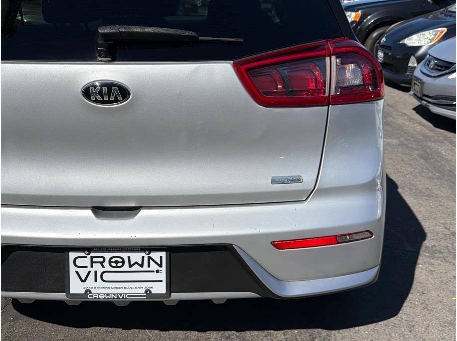 Used 2019 Kia Niro LX FWD image 21