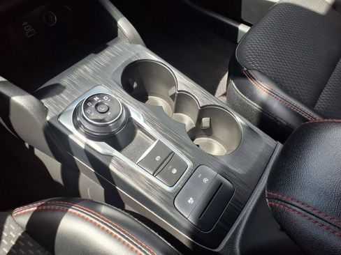 Used 2025 Ford Escape ST-Line FWD image 22