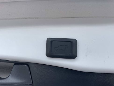 Certified 2024 Toyota RAV4 SE w/ Convenience Package AWD/4WD image 11