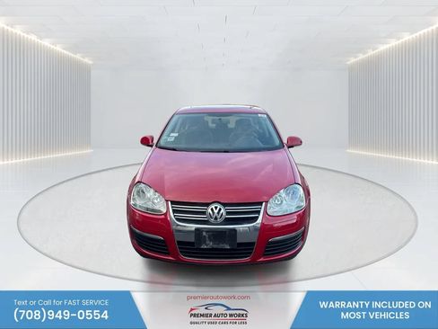 Used 2010 Volkswagen Jetta Limited Edition FWD image 2