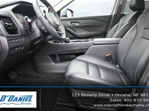 Used 2024 Nissan Rogue SL w/ SL Premium Package AWD/4WD image 24