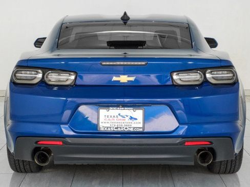 Used 2021 Chevrolet Camaro LT w/ Technology Package RWD image 7
