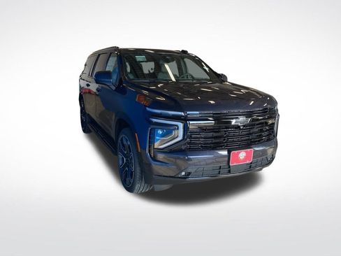 New 2026 Chevrolet Suburban RST w/ RST Capability Package AWD/4WD image 17