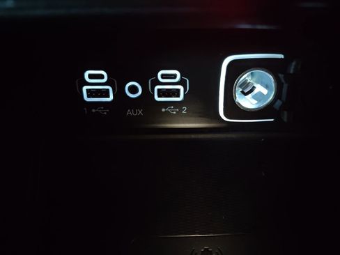 Used 2021 Jeep Grand Cherokee L Laredo image 6