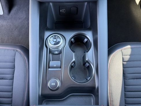 Used 2026 Ford Explorer ST-Line w/ ST-Line Street Pack image 19